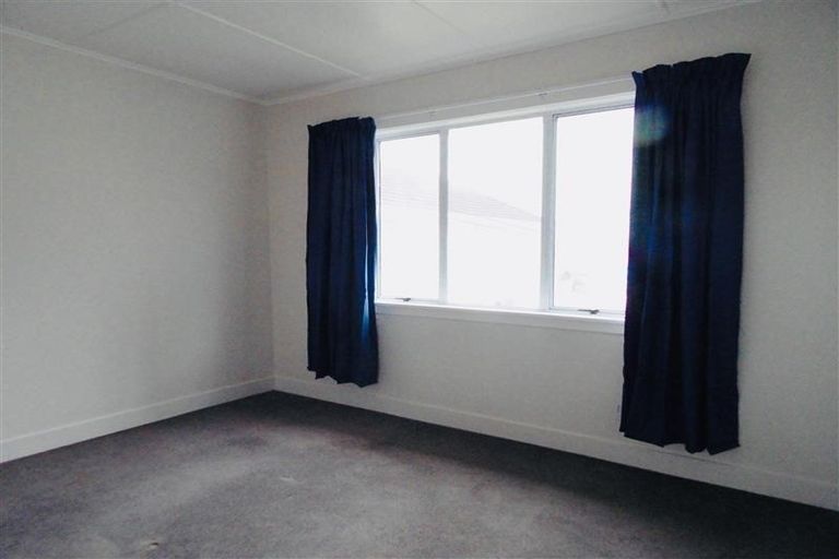Photo of property in 27 Bulteel Street, New Plymouth, 4310