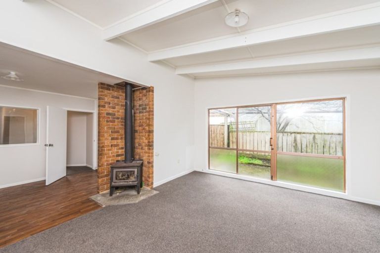 Photo of property in 32 Miro Street, Castlecliff, Whanganui, 4501