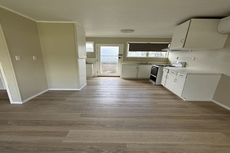 Photo of property in 2/15 Woolfield Road, Papatoetoe, Auckland, 2025