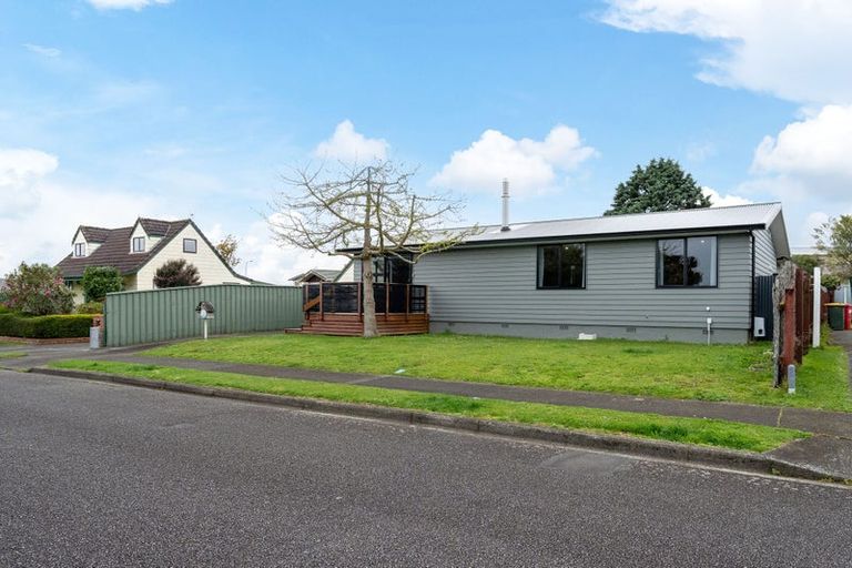 Photo of property in 12 Rimu Street, Levin, 5510