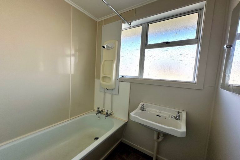 Photo of property in 60 Gormack Street, Balclutha, 9230