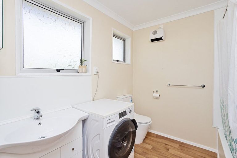 Photo of property in 30 Girvan Street, Wallacetown, 9816