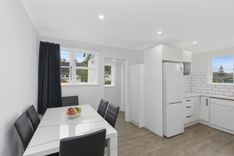 Photo of property in 2 Biddle Crescent, Taita, Lower Hutt, 5011