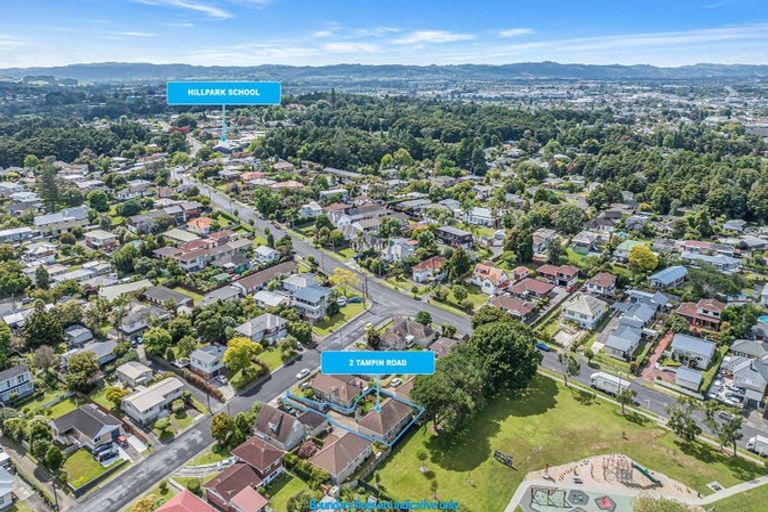 Photo of property in 4/2 Tampin Road, Hillpark, Auckland, 2102