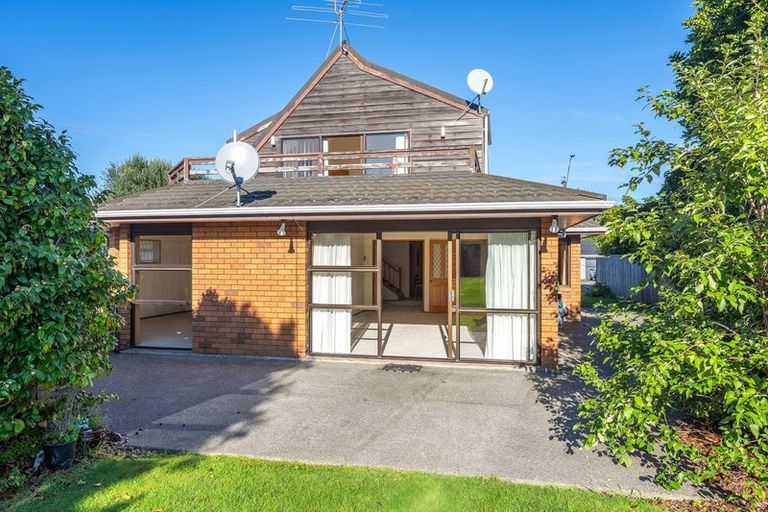 Photo of property in 37 Ngaio Road, Waikanae, 5036