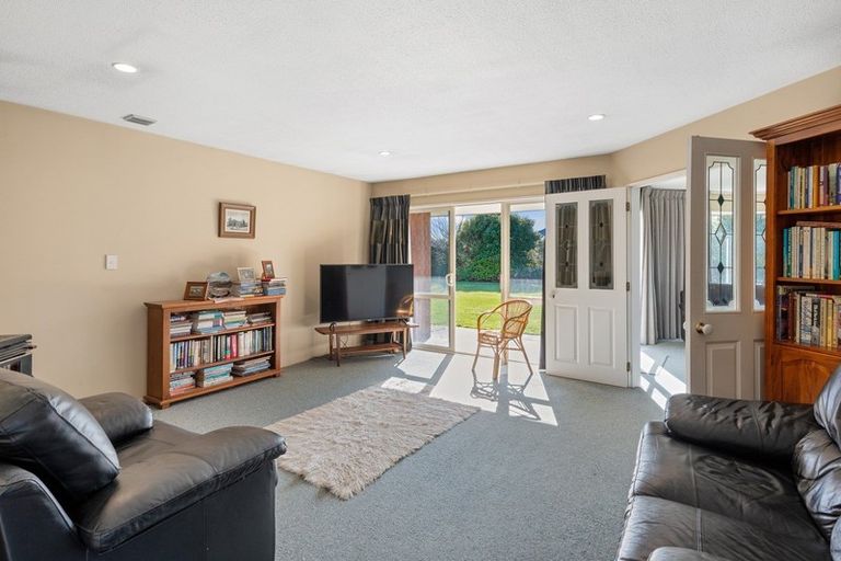 Photo of property in 12 Piako Drive, Darfield, 7571