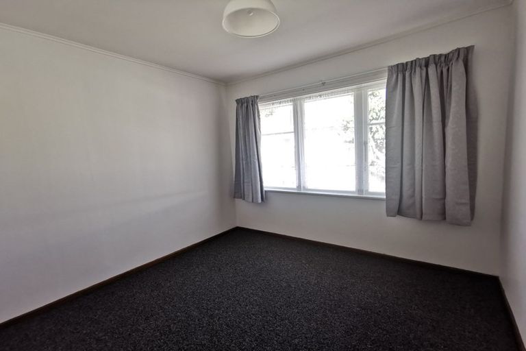 Photo of property in 3/1032 Fergusson Drive, Clouston Park, Upper Hutt, 5018