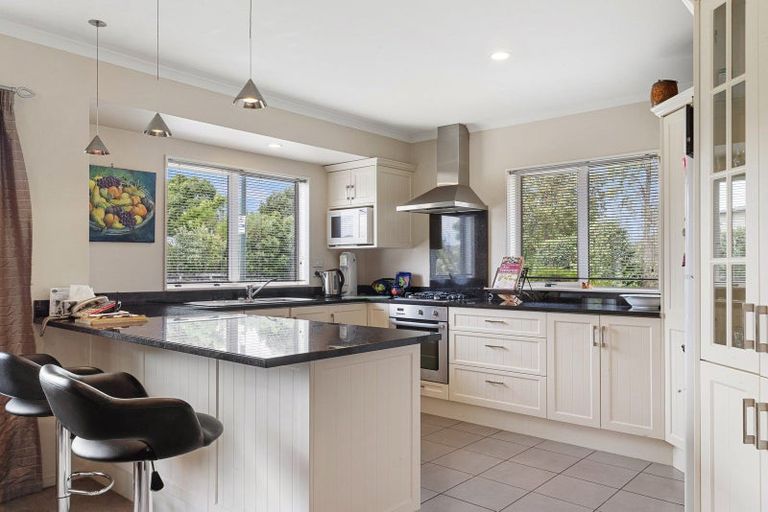 Photo of property in 8 Teviotview Place, Amberley, 7410