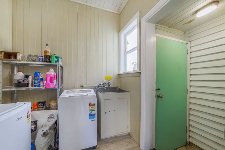 Photo of property in 32 Riley Crescent, Woolston, Christchurch, 8023