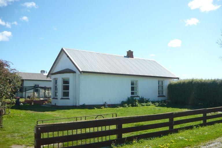 Photo of property in 40 Timaru Road, Waimate, 7924