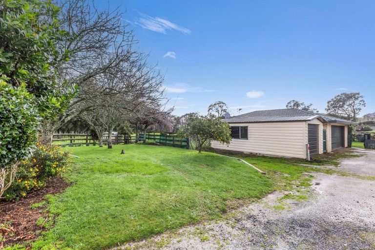 Photo of property in 95 Baker Road, Mangorei, New Plymouth, 4371