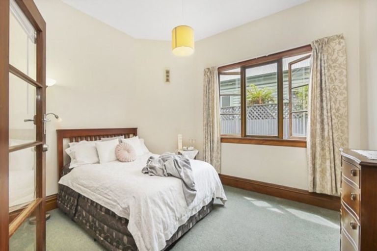 Photo of property in 28 Fairfield Avenue, Addington, Christchurch, 8024