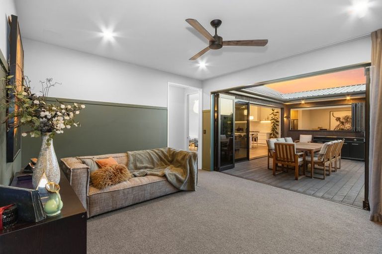 Photo of property in 114 Prestons Park Drive, Marshland, Christchurch, 8083