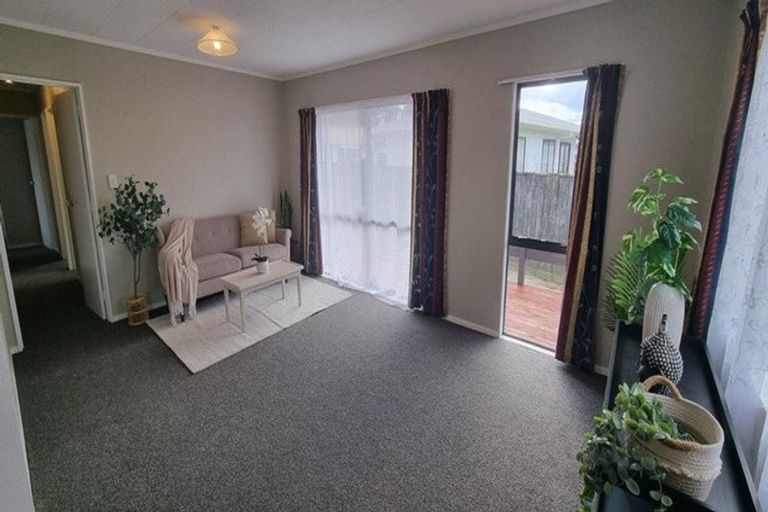 Photo of property in 47a Aquarius Drive, Kawaha Point, Rotorua, 3010