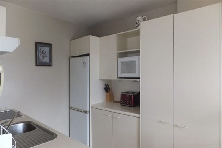 Photo of property in 4/69 Carlton Mill Road, Merivale, Christchurch, 8014