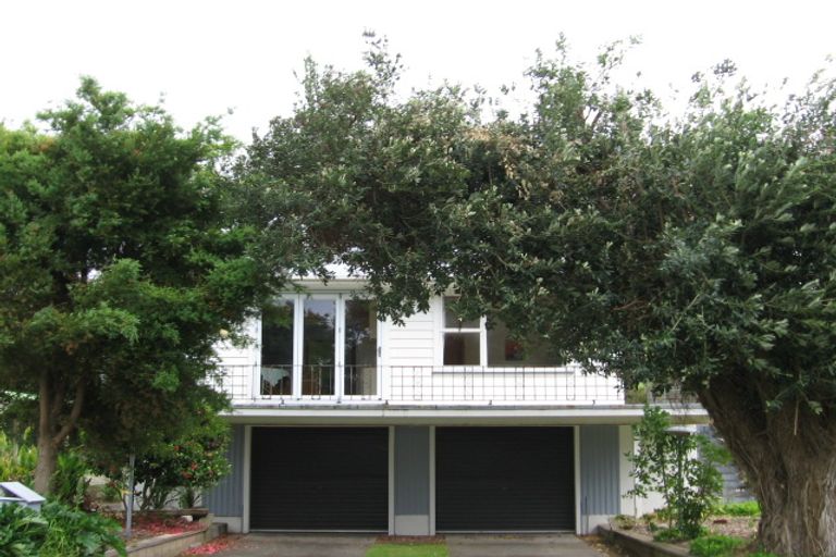 Photo of property in 22 Lysnar Street, Okitu, Gisborne, 4010