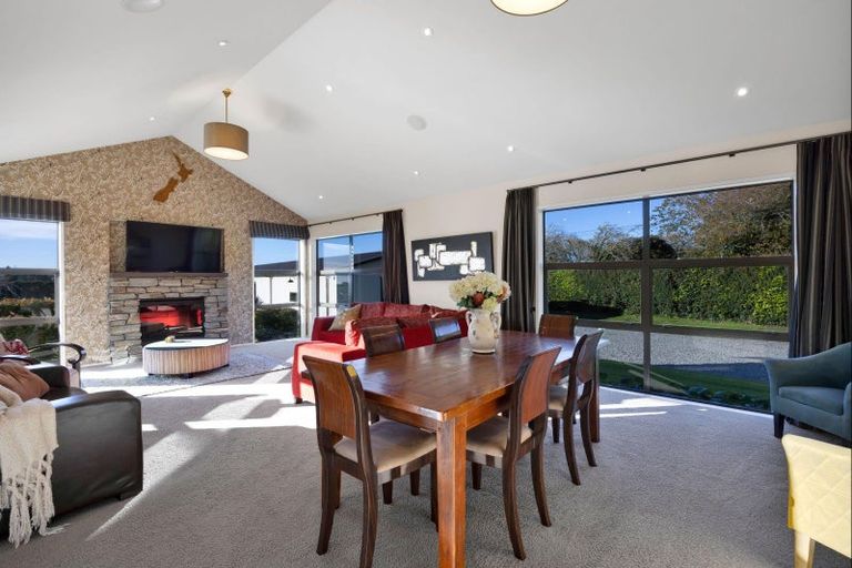 Photo of property in 1058 Mangorei Road, Mangorei, New Plymouth, 4371