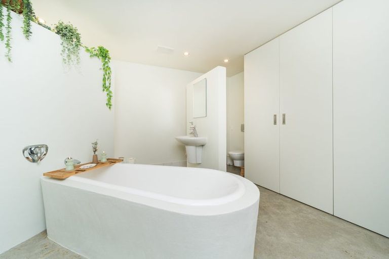 Photo of property in 631 Pahiatua Aokautere Road, Aokautere, Palmerston North, 4471