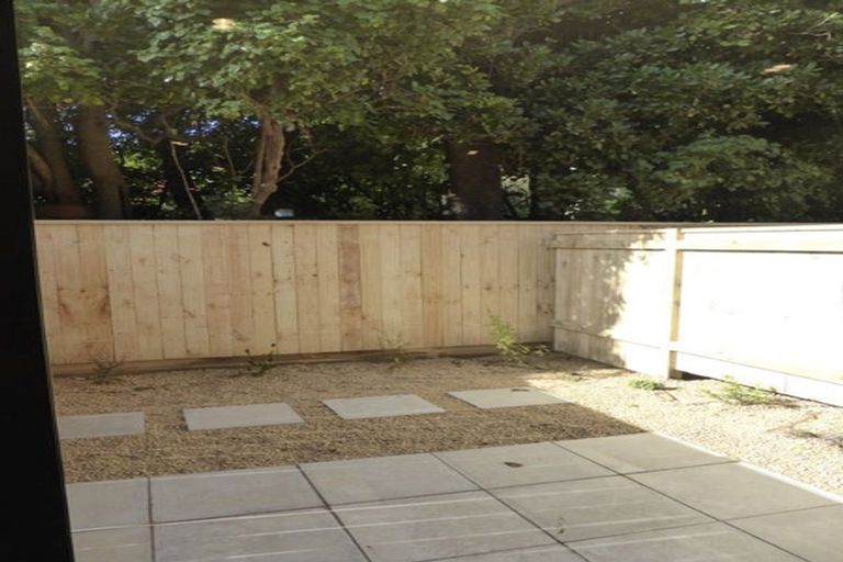 Photo of property in Nouvo Apartments, 4/21 Rugby Street, Mount Cook, Wellington, 6021