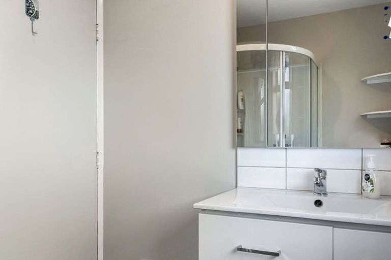 Photo of property in 4 Janet Street, Upper Riccarton, Christchurch, 8041