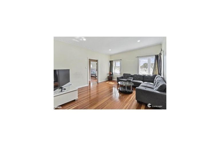 Photo of property in 3 Overton Road, Papatoetoe, Auckland, 2025