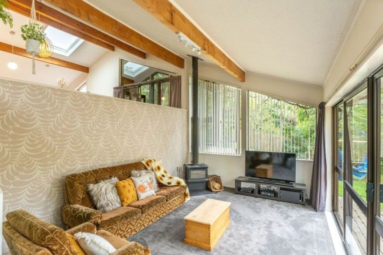 Photo of property in 27 Woolwich Close, Whitby, Porirua, 5024