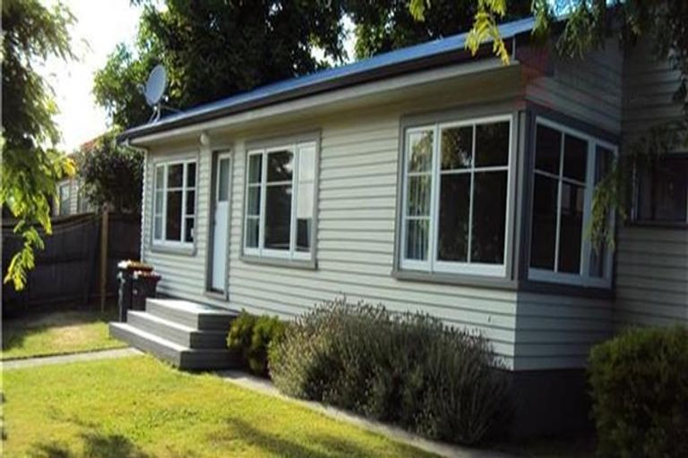 Photo of property in 32 Berwick Street, St Albans, Christchurch, 8014