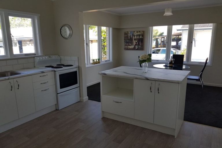 Photo of property in 6 Arawa Street, Frankton, Hamilton, 3204