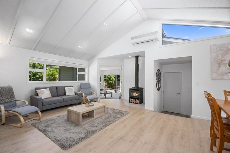 Photo of property in 29 Chesham Avenue, Waipahihi, Taupo, 3330