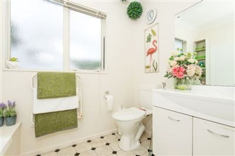 Photo of property in 7b Atua Street, Johnsonville, Wellington, 6037