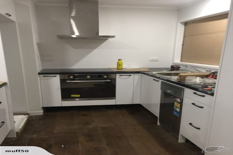 Photo of property in 153 Browns Bay Road, Browns Bay, Auckland, 0630