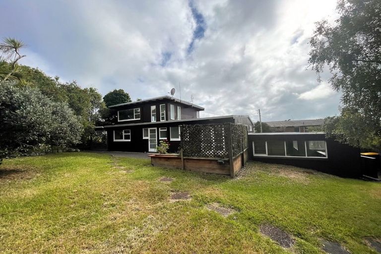 Photo of property in 46 Penzance Road, Mairangi Bay, Auckland, 0630