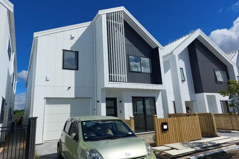 Photo of property in 9 Green Bamboo Road, Hobsonville, Auckland, 0616