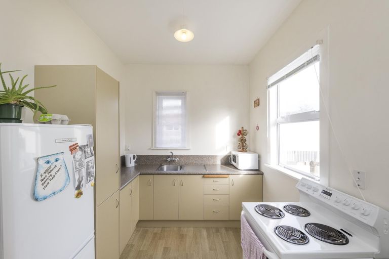 Photo of property in 11 Joseph Street, West End, Palmerston North, 4412
