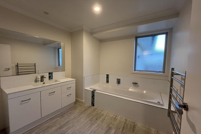 Photo of property in 5a Rotokauri Road, Nawton, Hamilton, 3200