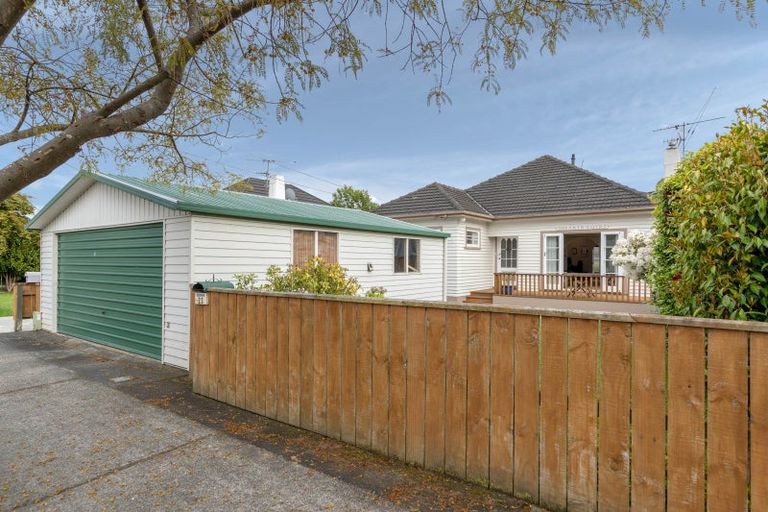 Photo of property in 23 Kowhai Avenue, Ebdentown, Upper Hutt, 5018