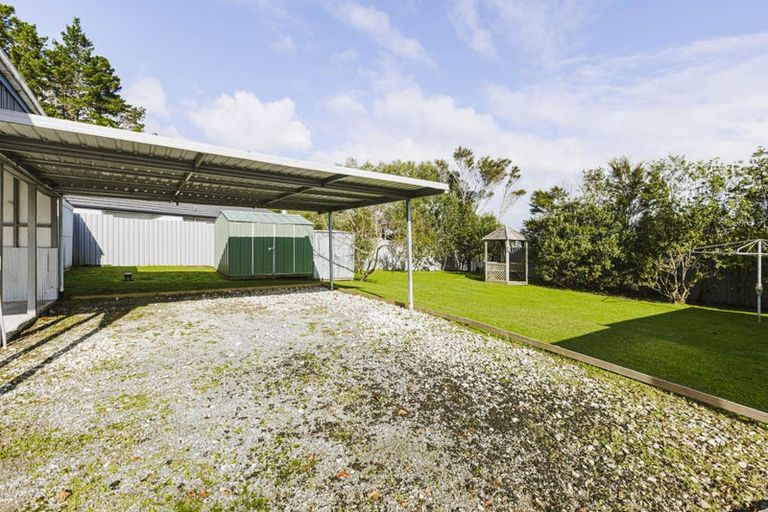 Photo of property in 877 Papakura-clevedon Road, Papakura, 2582