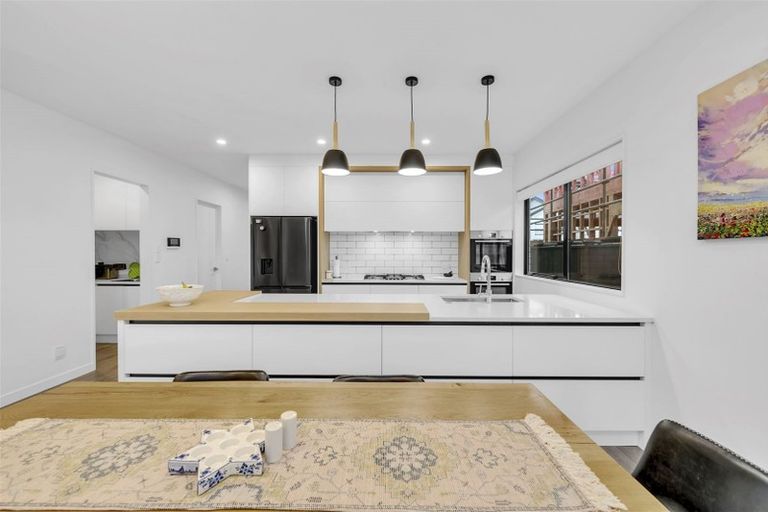 Photo of property in 9 Puruatanga Drive, Flat Bush, Auckland, 2019