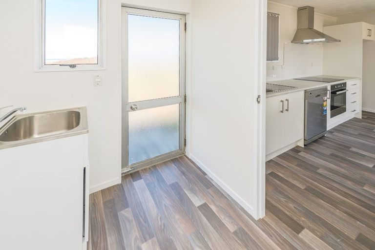 Photo of property in 40a Karyn Street, Castlecliff, Whanganui, 4501