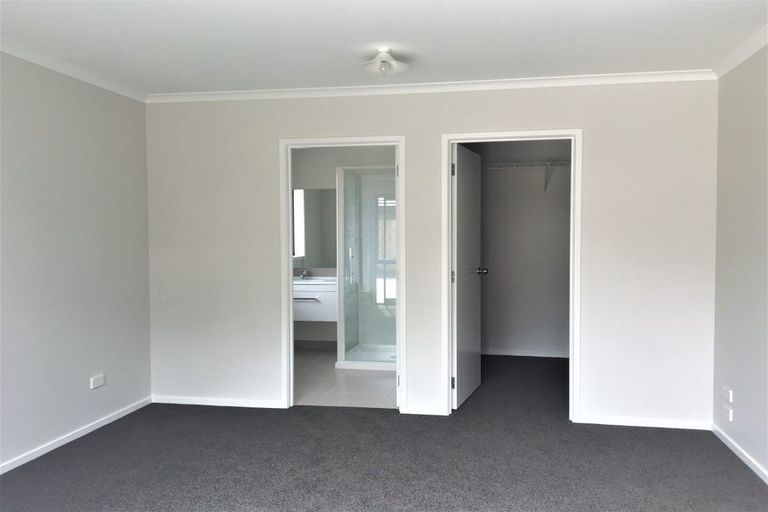Photo of property in 247 Dixon Road, Fitzroy, Hamilton, 3206