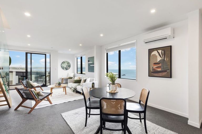 Photo of property in 17/52 High Street, Island Bay, Wellington, 6023