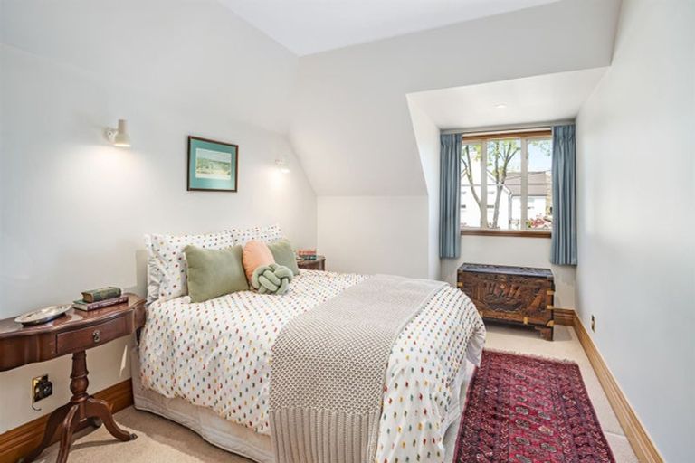 Photo of property in 85 Kahu Road, Fendalton, Christchurch, 8041