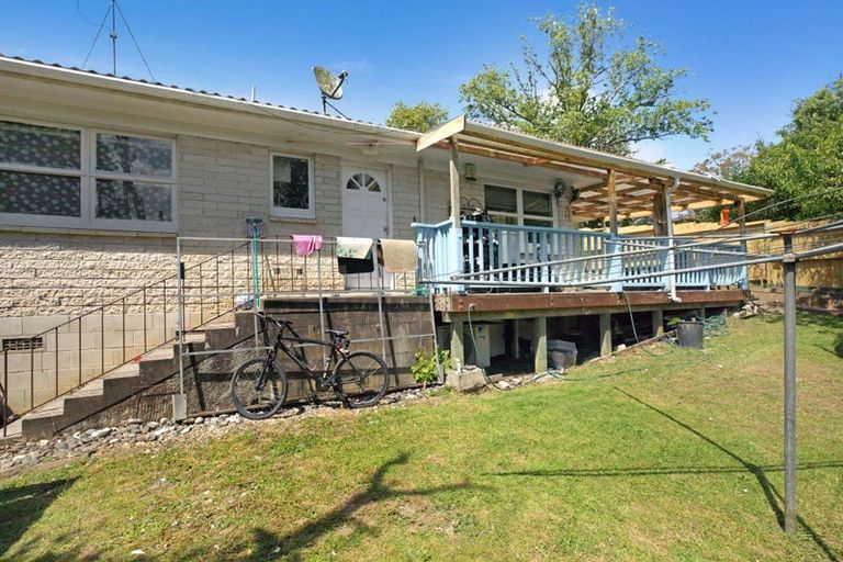 Photo of property in 2/55 Ennis Avenue, Pakuranga Heights, Auckland, 2010