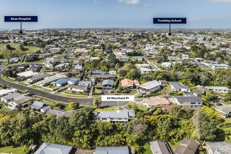 Photo of property in 26 Marchant Place, Westown, New Plymouth, 4310