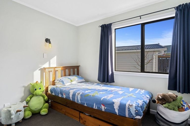 Photo of property in 9 Laredo Grove, Totara Park, Upper Hutt, 5018