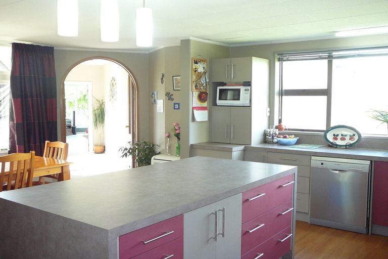 Photo of property in 40 Station Street, Alexandra, 9320