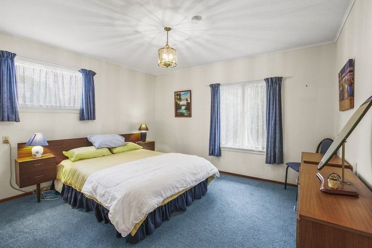 Photo of property in 32 Budleigh Street, Frankleigh Park, New Plymouth, 4310