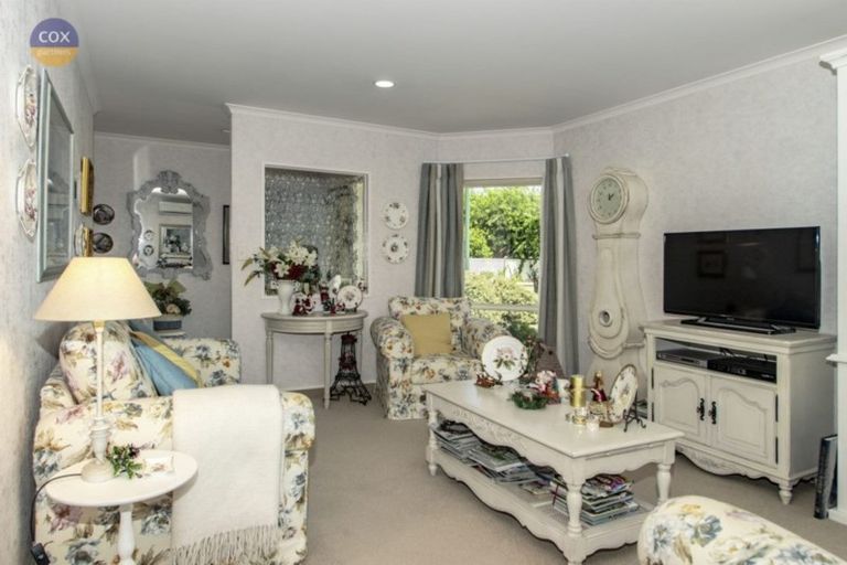 Photo of property in 5 Alderney Close, Taradale, Napier, 4112