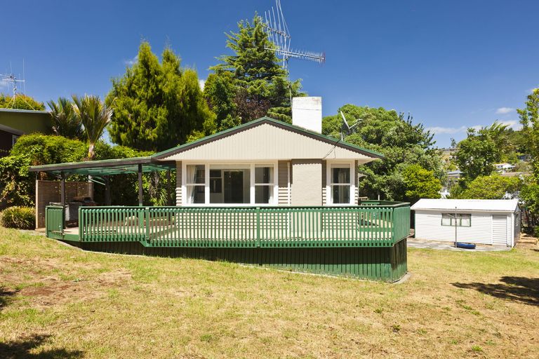 Photo of property in 27 Carr Street, Te Kamo, Whangarei, 0112