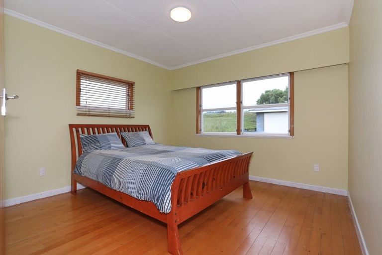 Photo of property in 2 Viles Road, Bulls, 4894